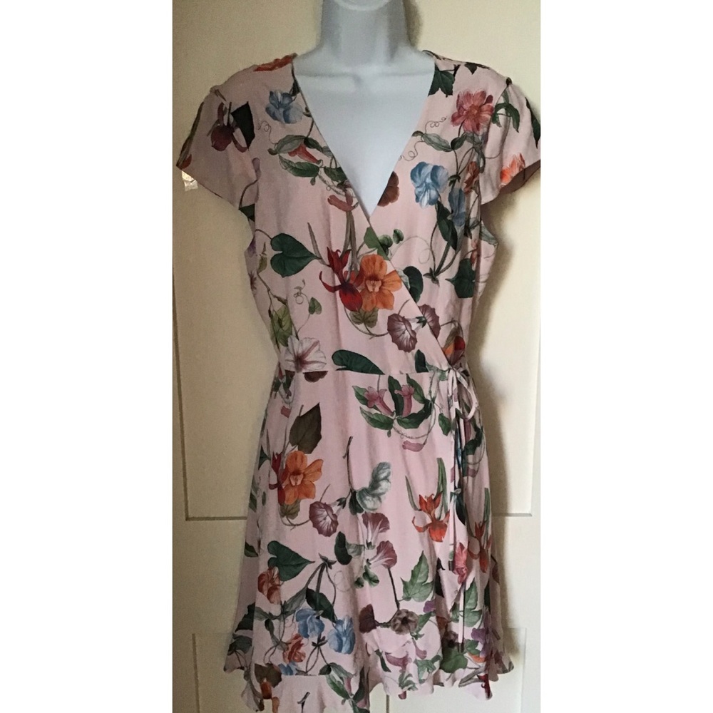 Willow and Clay Spring floral pink wrap dress sz L